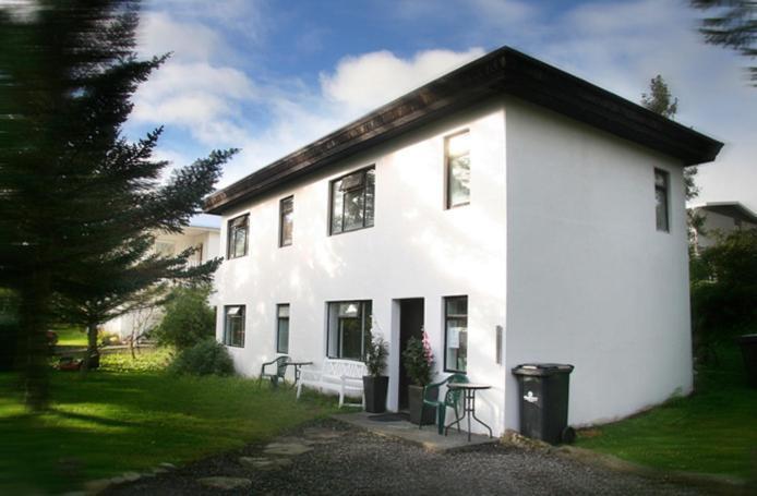 Husavik Guesthouse Екстериор снимка
